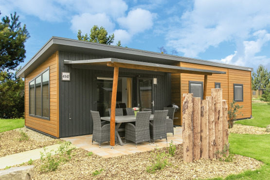 Besucherbungalows im Tropical Islands Resort